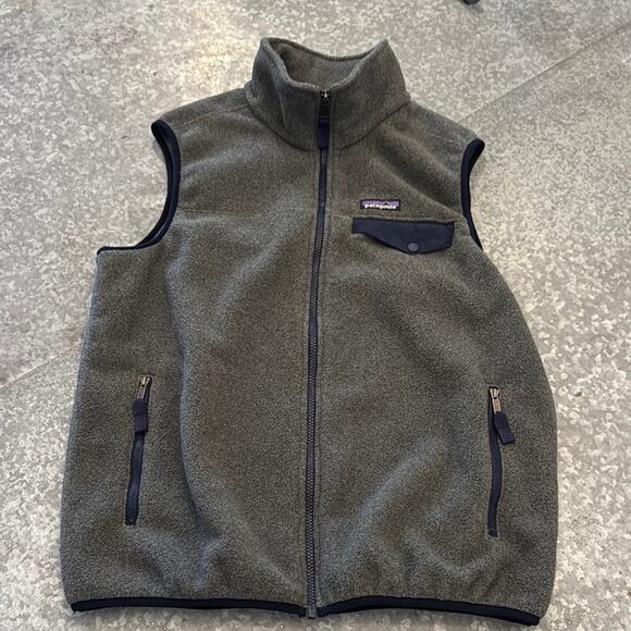 Patagonia Lightweight Synchilla Snap-T Vest - Picture 1 of 3